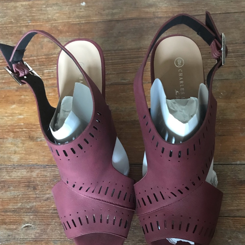 Open toe bootie - Picture 3 of 4